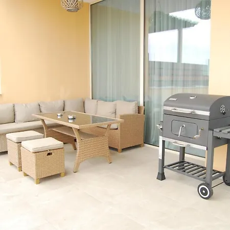 Coral Luxury Лозенец