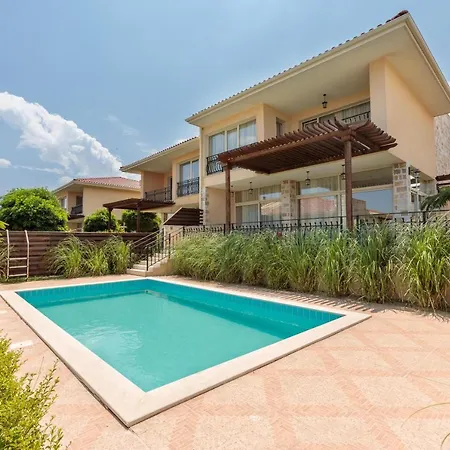 Coral Luxury Вилла Лозенец