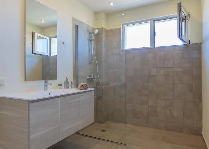 Coral Luxury * Lozenec