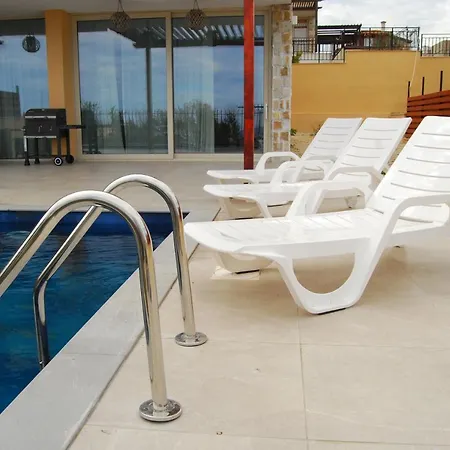 Coral Luxury * Lozenets